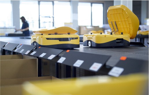 マテハン(マテリアルハンドリング)とは？物流における機器の種類や
