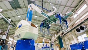 マテハン(マテリアルハンドリング)とは？物流における機器の種類や